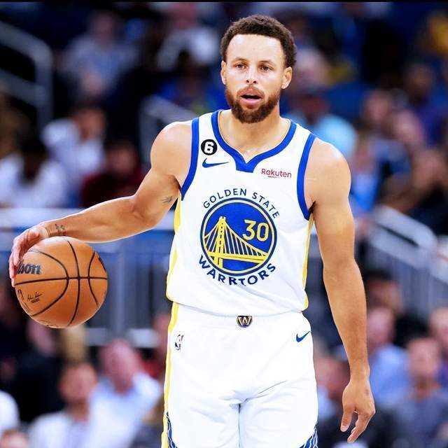 九游体育-包含Ming连续十场比赛得分超过比分优势明显，雄鹿挑战极限！的词条